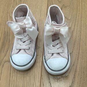 Pink High-Top Kids Shoes with Bows